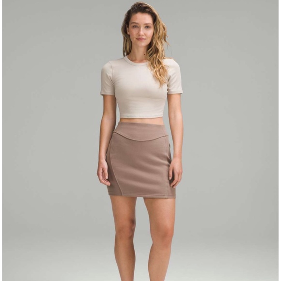 lululemon athletica Dresses & Skirts - Lululemon Scuba High-Rise Mini Skirt Taupetastic